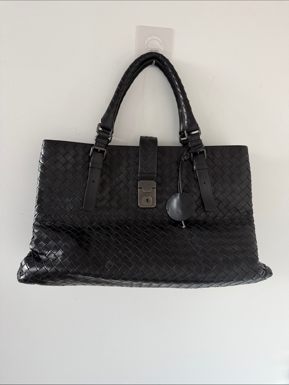 BOTTEGA VENETA Vintage Intrecciato Woven Leather Tote Bag Black